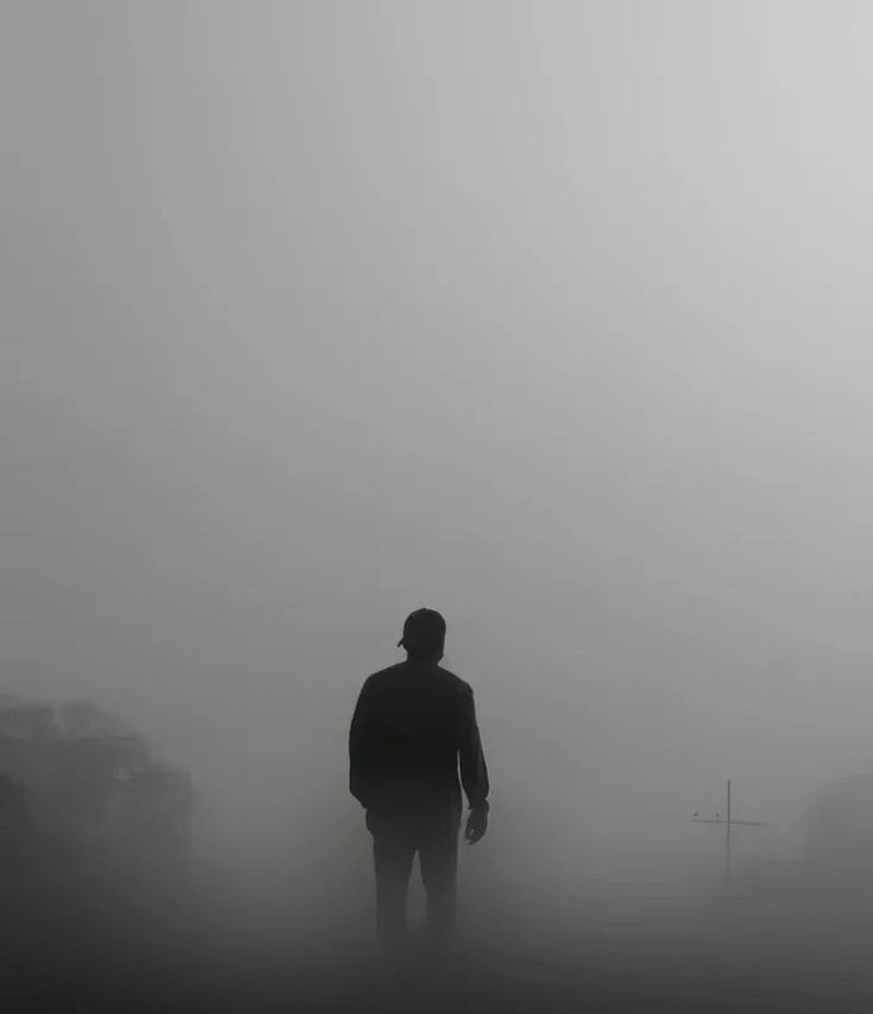 ảnh avatar nam buồn 11