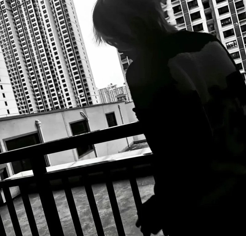 ảnh avatar nam buồn 37