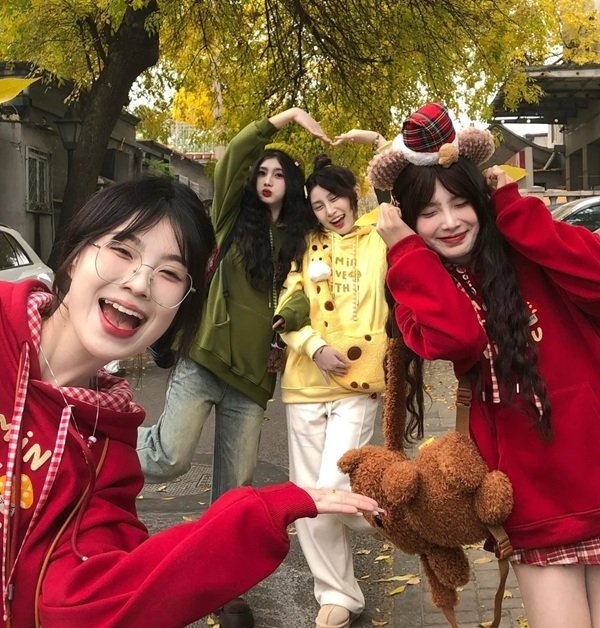 avatar 4 người cute 12