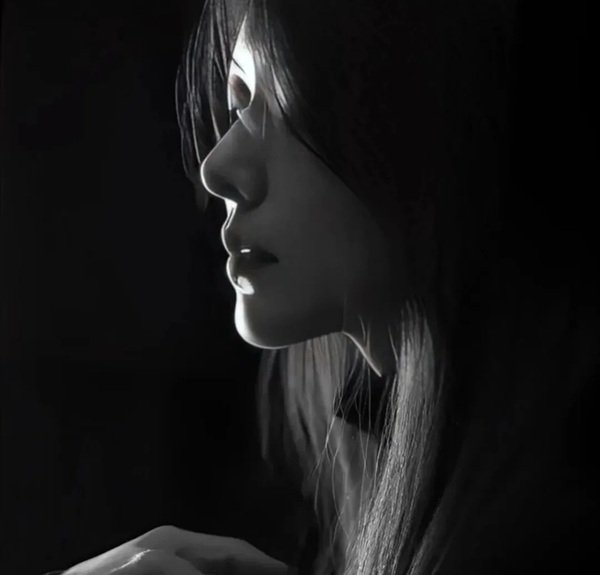 avatar đen buồn con gái 39