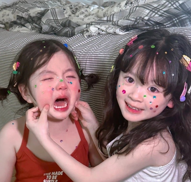 avatar đôi bạn thân nữ vô tri 20