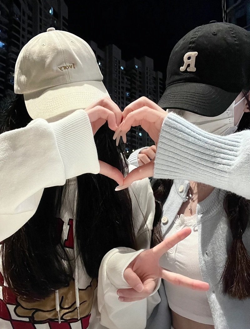 avatar đôi bạn thân nữ vô tri 36