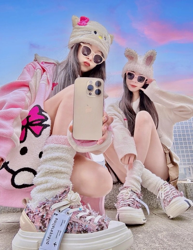 avatar đôi bạn thân nữ vô tri 42