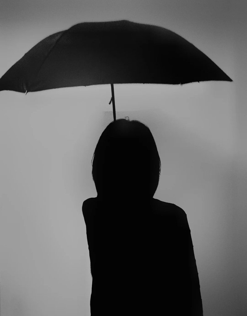 avatar màu đen buồn 22