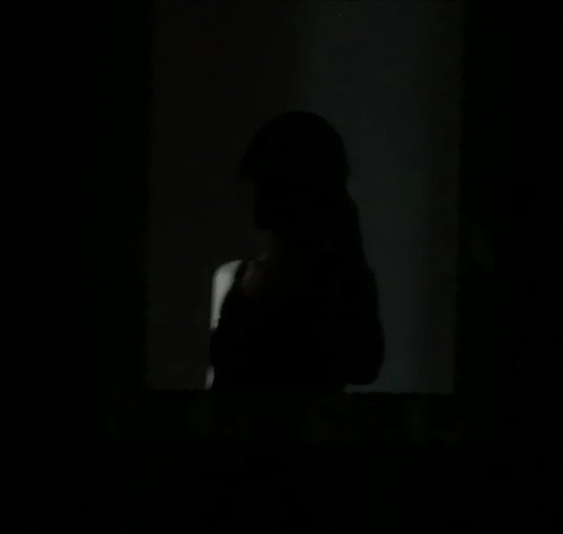 avatar màu đen buồn 7