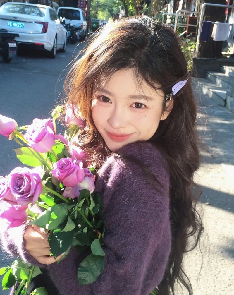 avatar màu tím ngầu 3