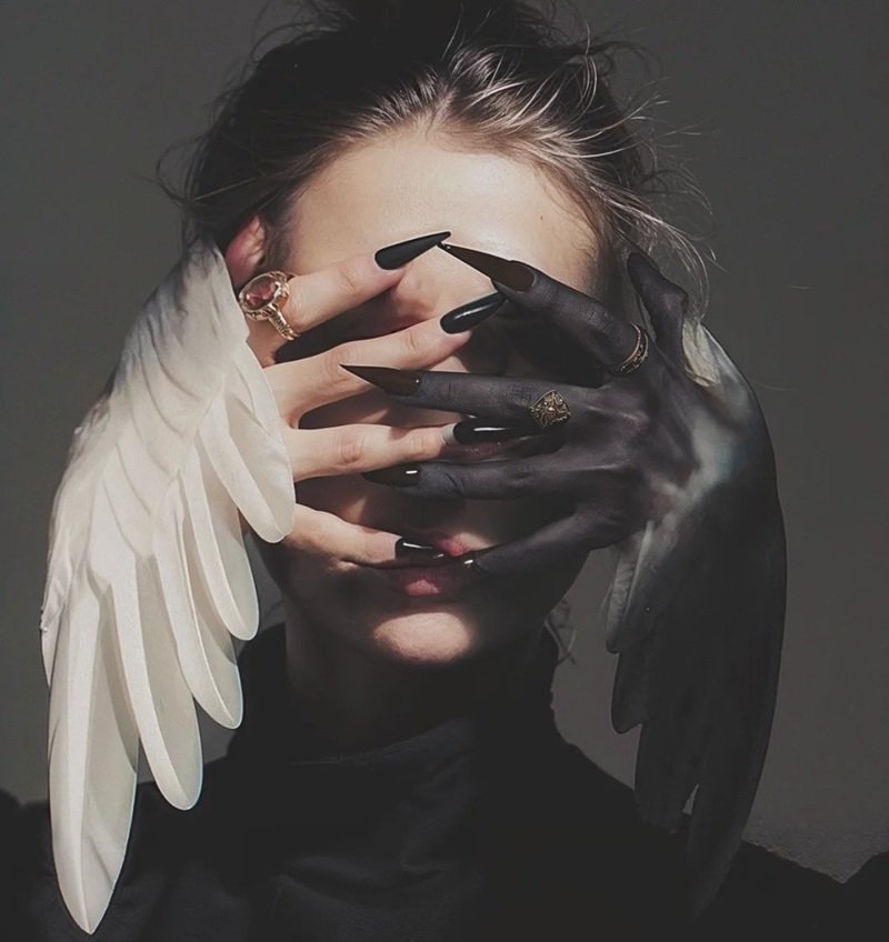 avatar nữ ngầu 11