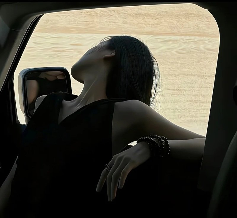 avatar nữ ngầu 8