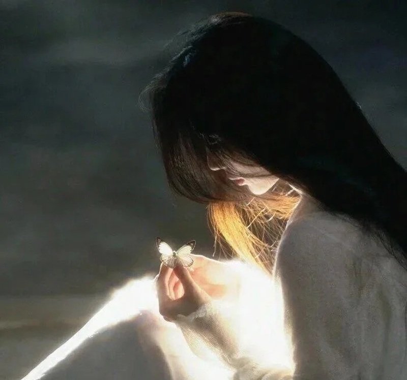 avatar tâm trạng buồn 1