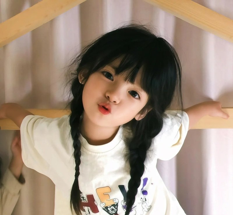 hình ảnh avatar cá tính nữ cute 1