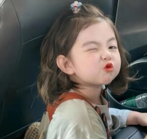 hình ảnh avatar cá tính nữ cute 26