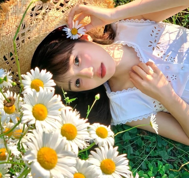 hình ảnh avatar cá tính nữ cute 6