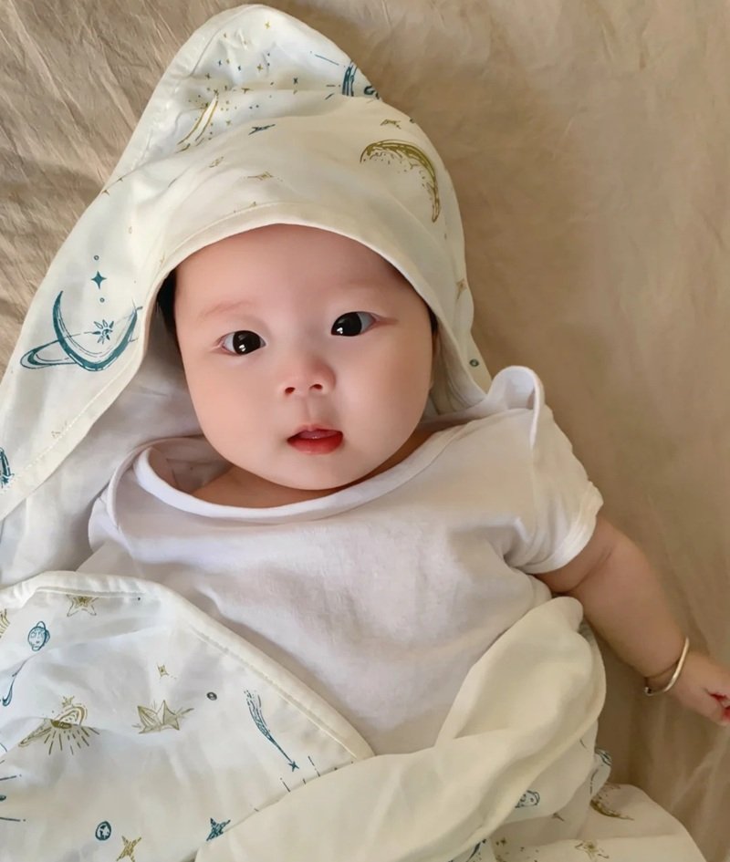 hình avatar em bé cute​ 10