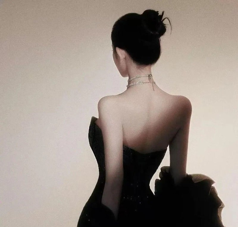 avatar nữ che mặt người thật 34