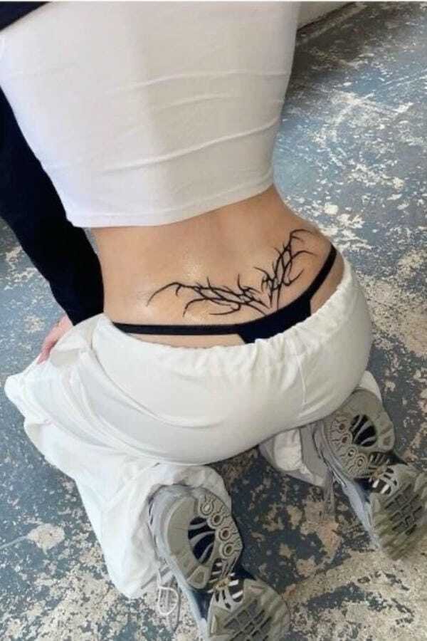 Hình ảnh tattoo Succubus nghệ thuật dành cho tín đồ xăm