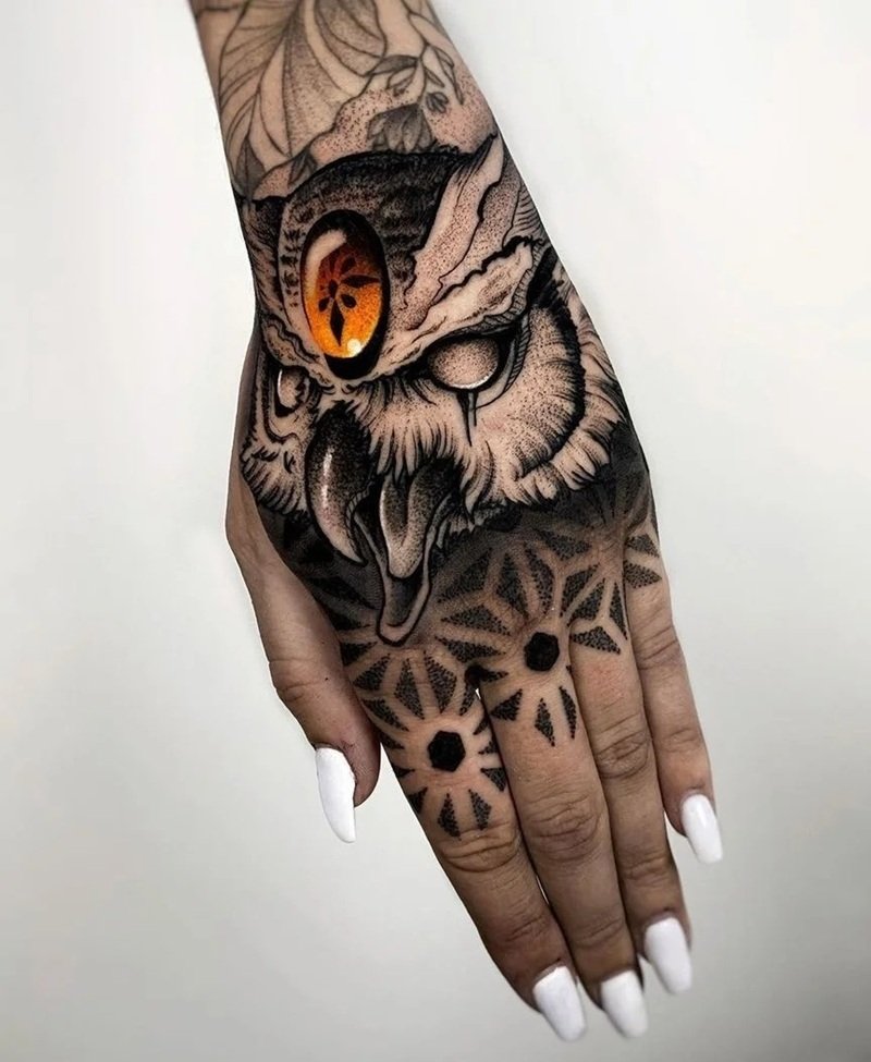 hình xăm bàn tay 24