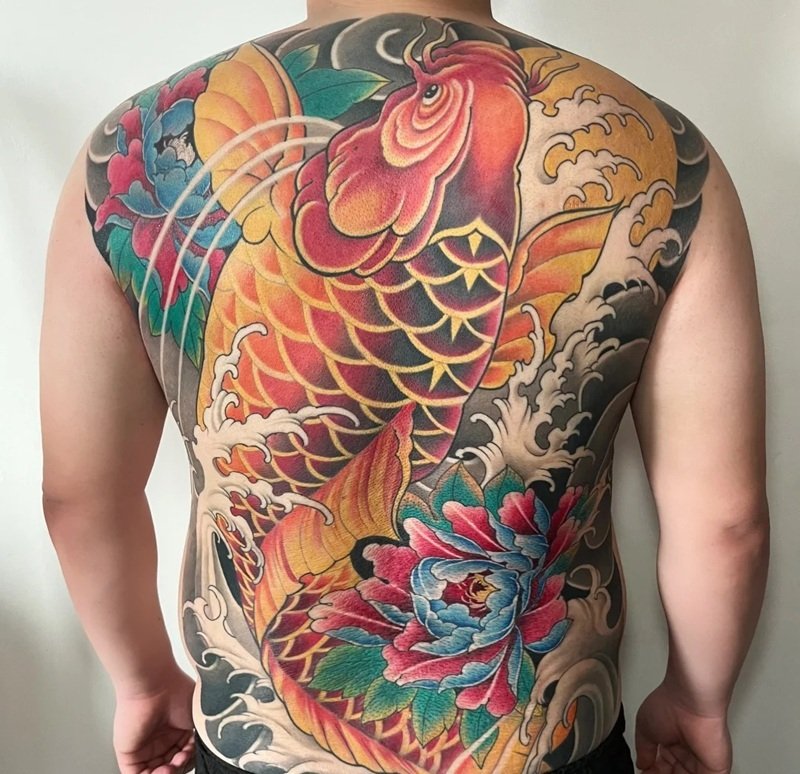 hình xăm cá chép full lưng 11