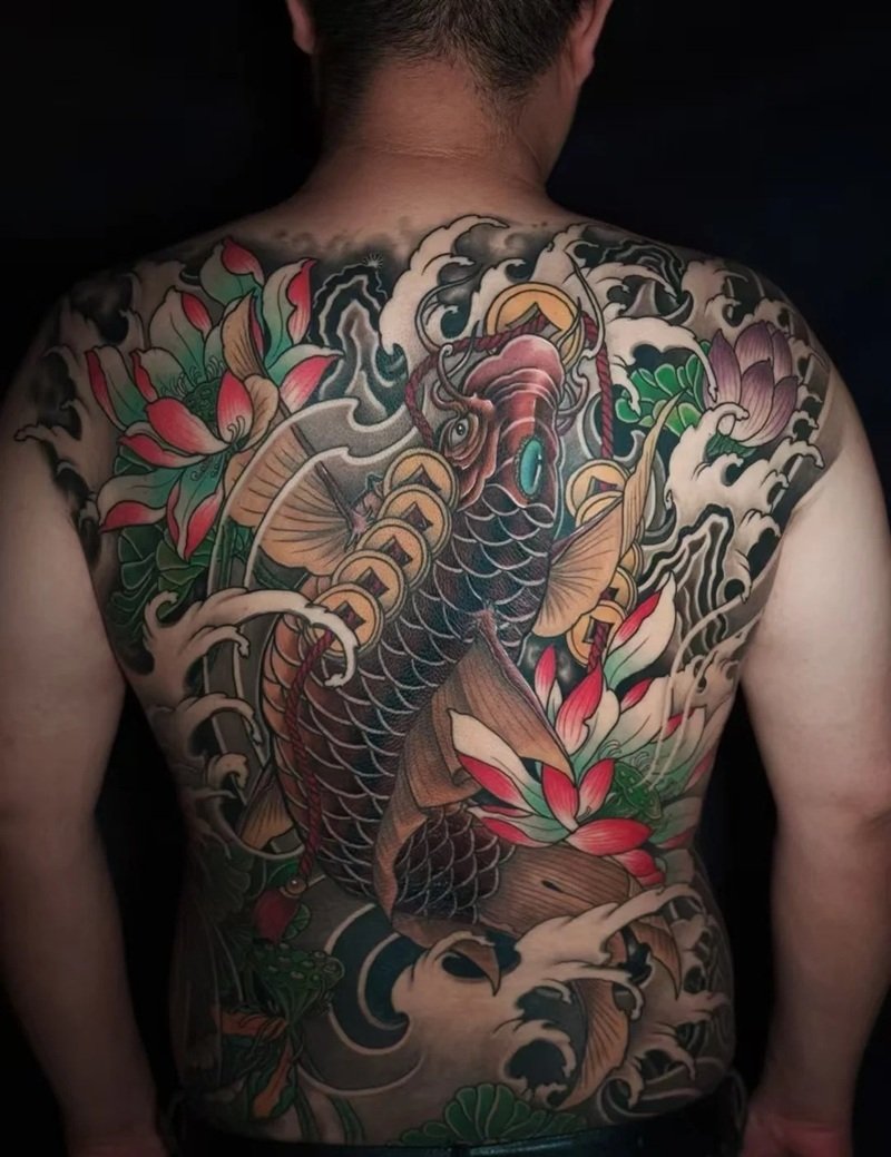 hình xăm cá chép full lưng 18