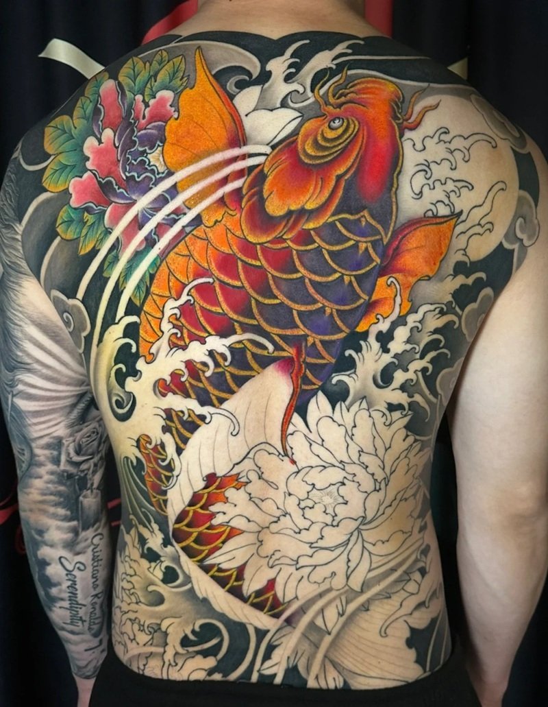 hình xăm cá chép full lưng 9