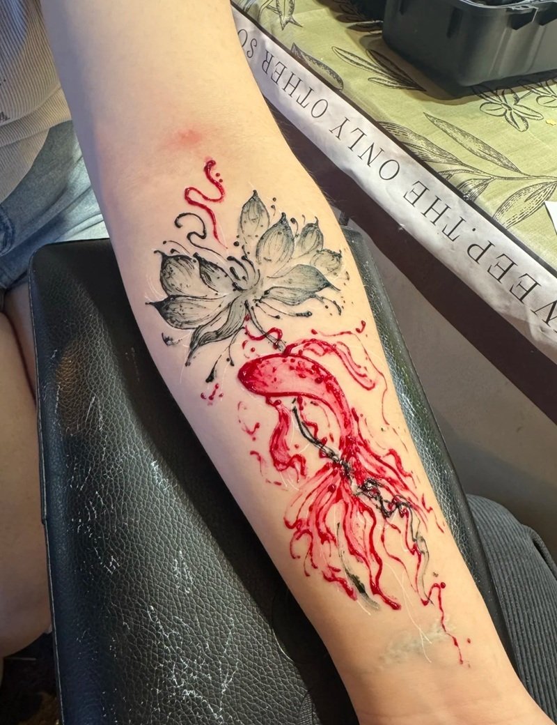 hình xăm cá chép hoa sen 22