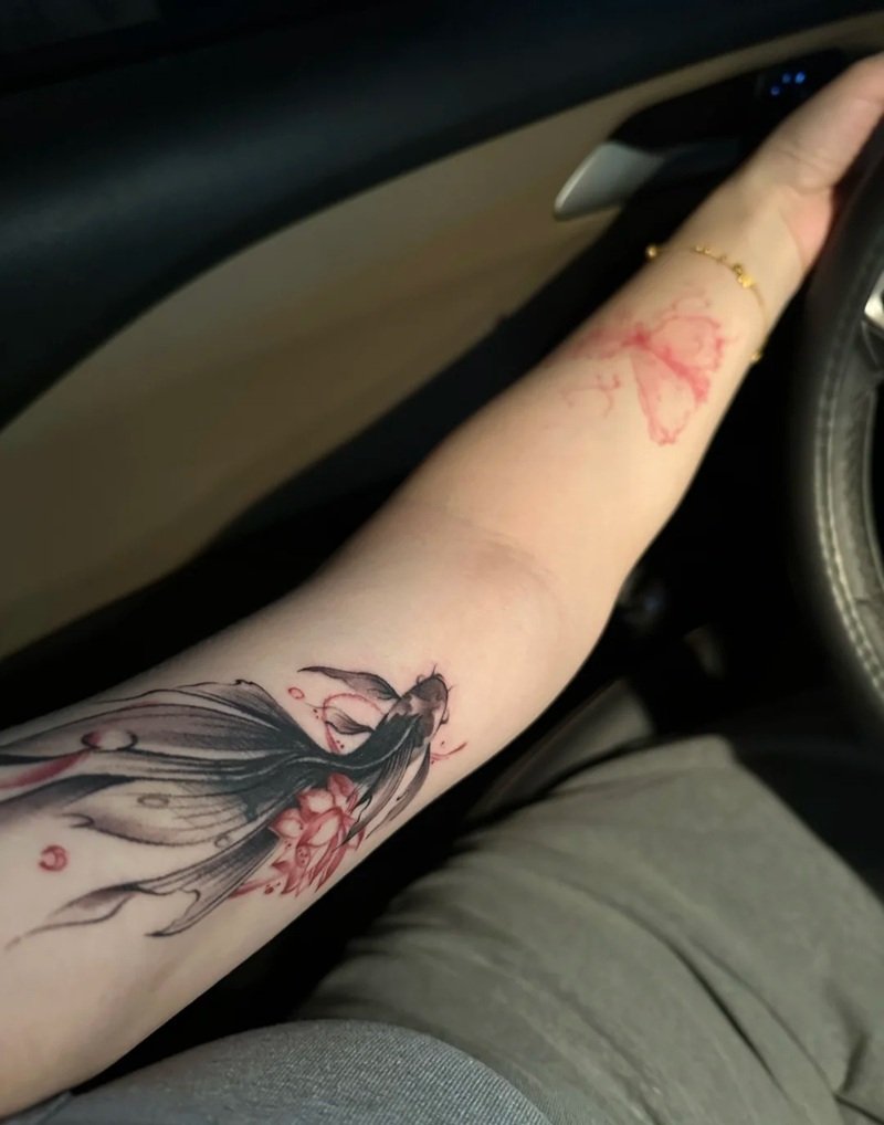 hình xăm cá chép hoa sen 8