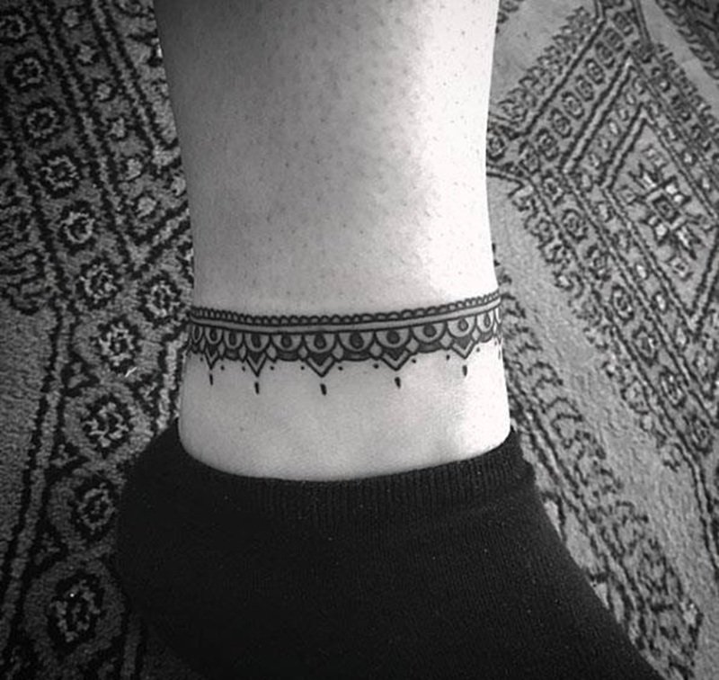 hình xăm cổ chân 3