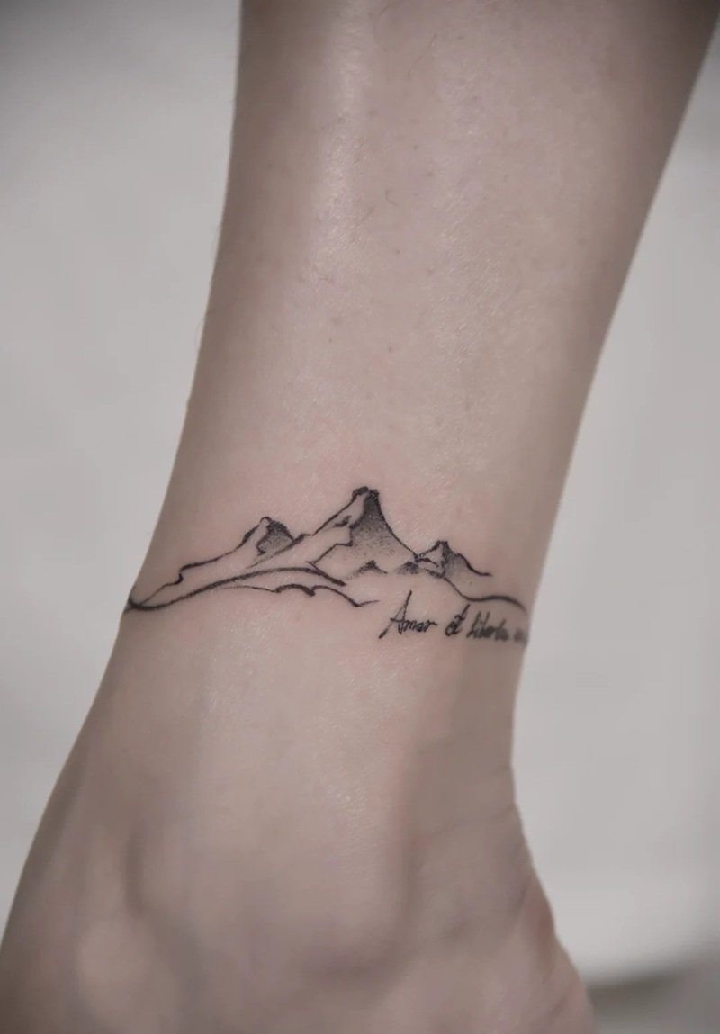 hình xăm cổ chân 37