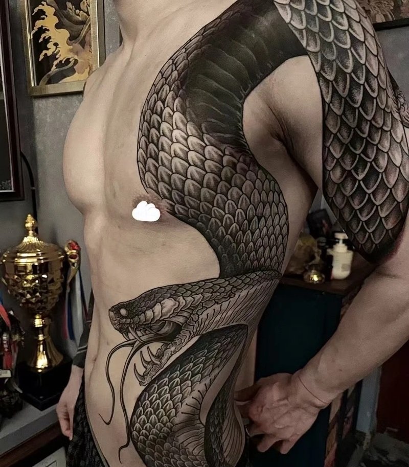 hình xăm con rắn 35