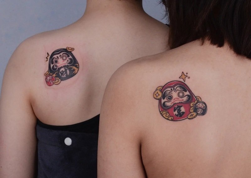 hình xăm daruma 21