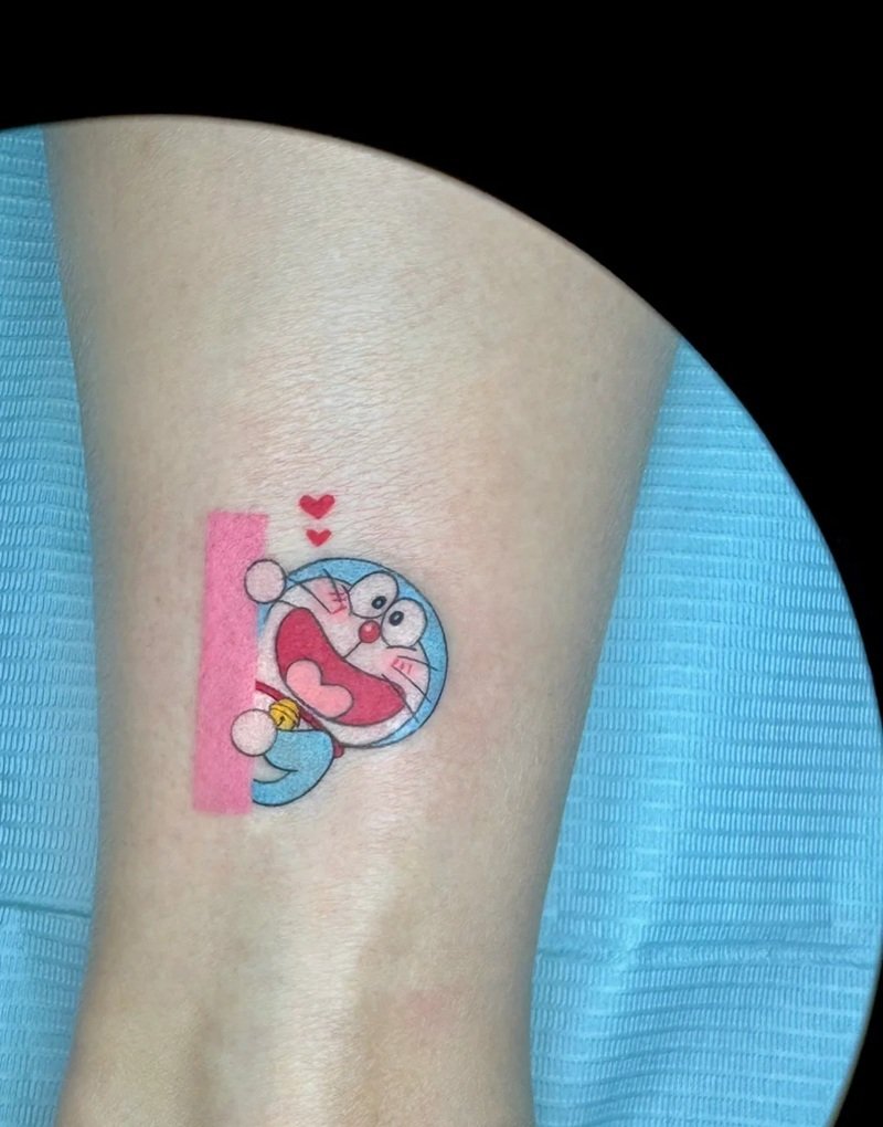 hình xăm doraemon 33