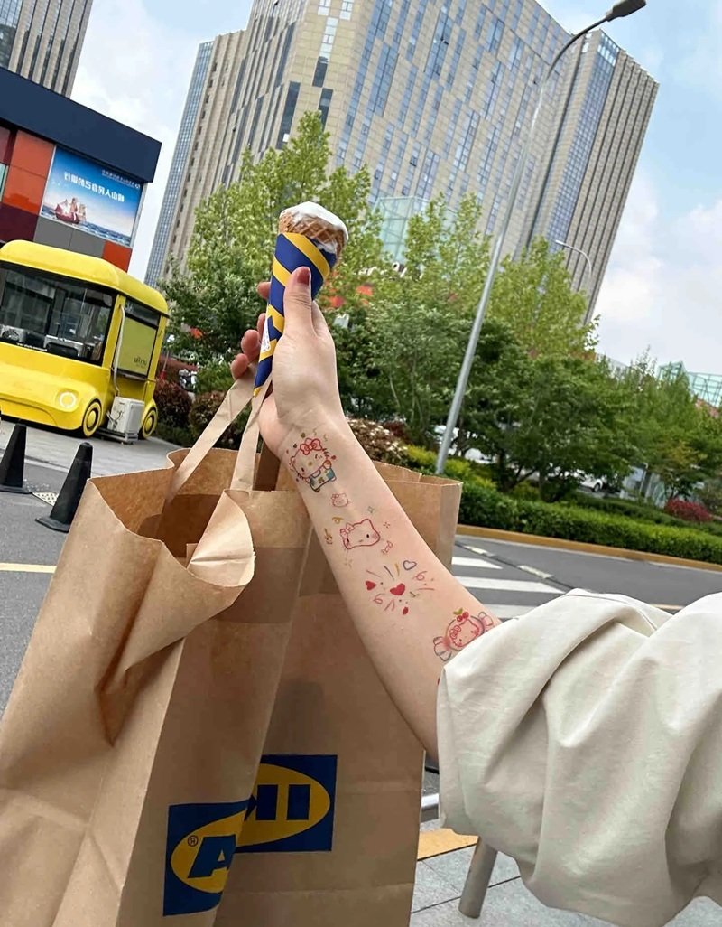 hình xăm hello kitty 27