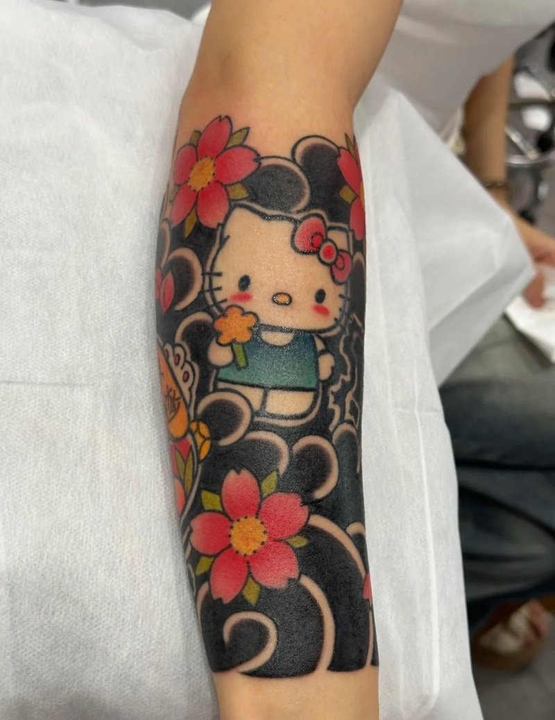 hình xăm hello kitty 35