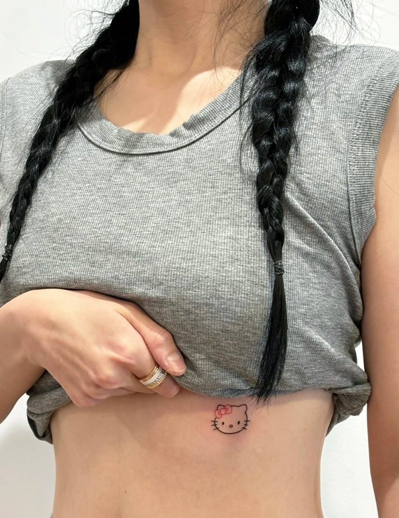 hình xăm hello kitty 37