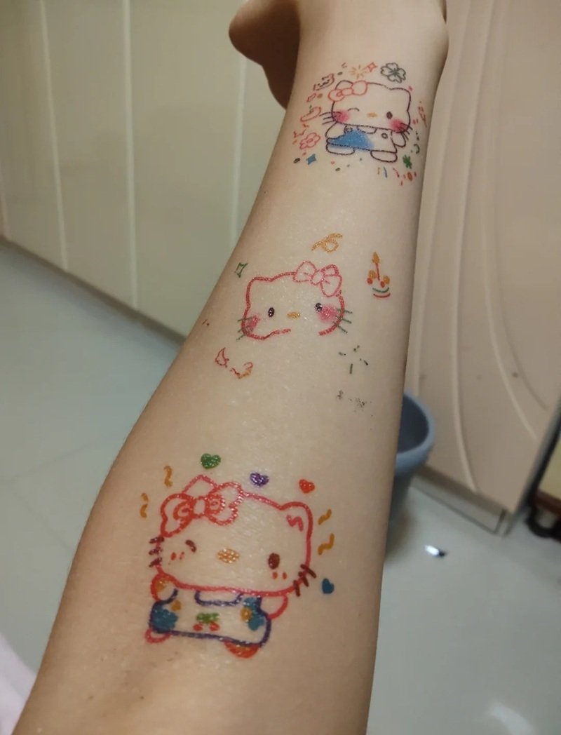 hình xăm hello kitty 39
