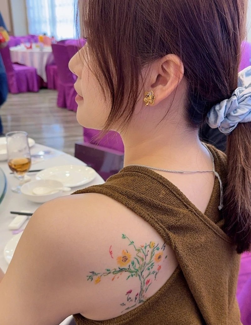 hình xăm hoa hướng dương 5