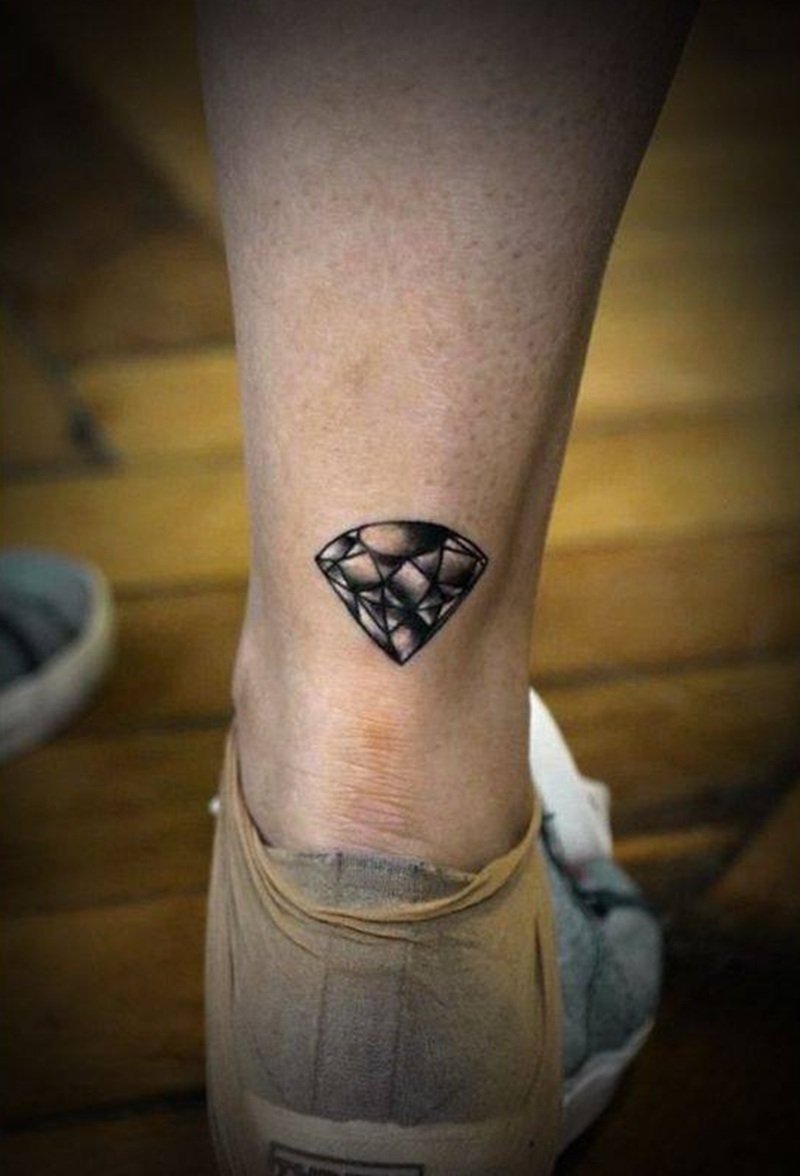 hình xăm kim cương 7