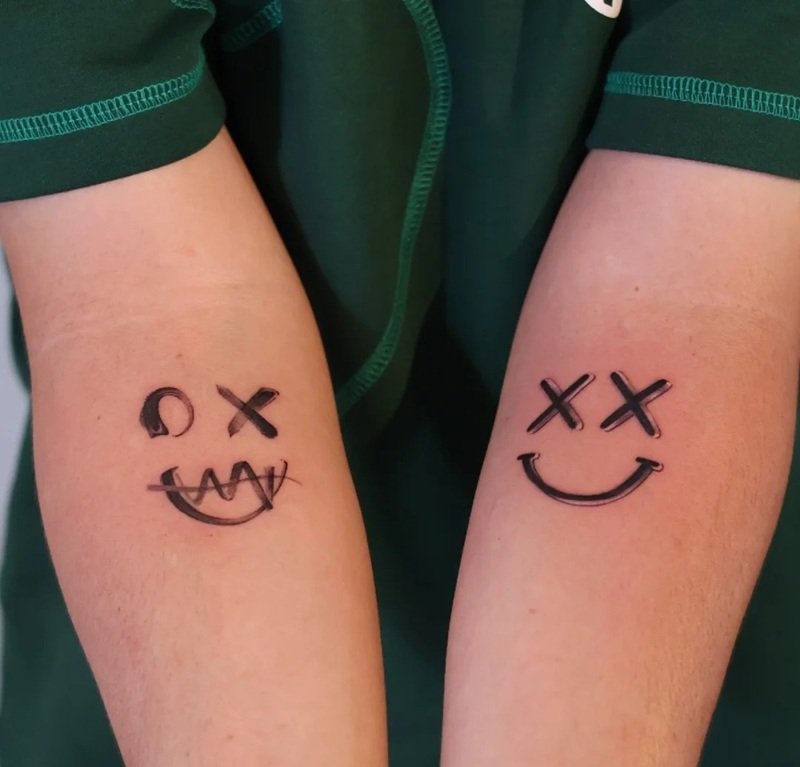 hình xăm mặt cười 16