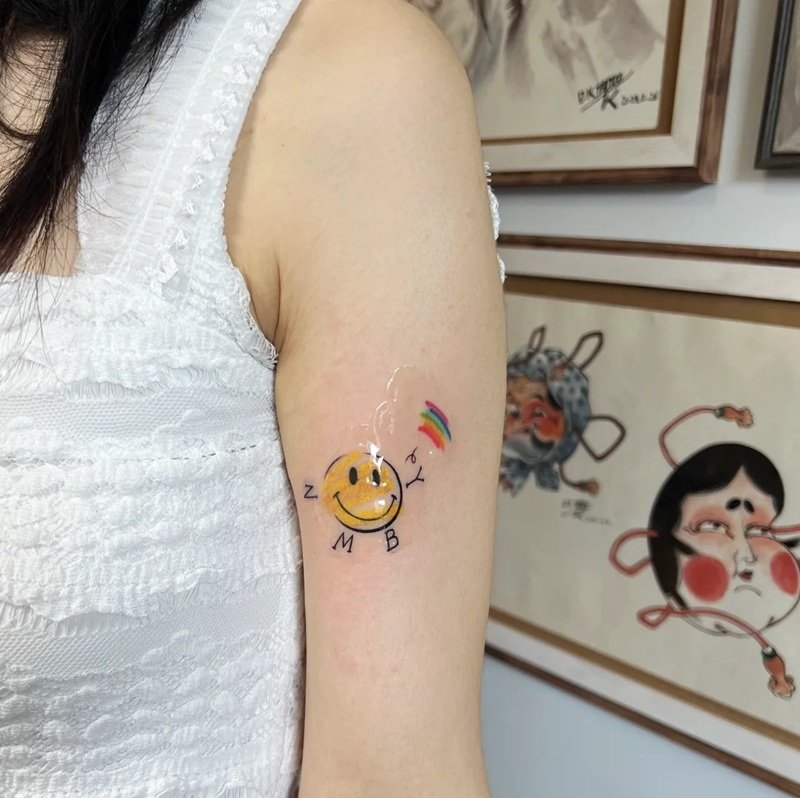 hình xăm mặt cười 20