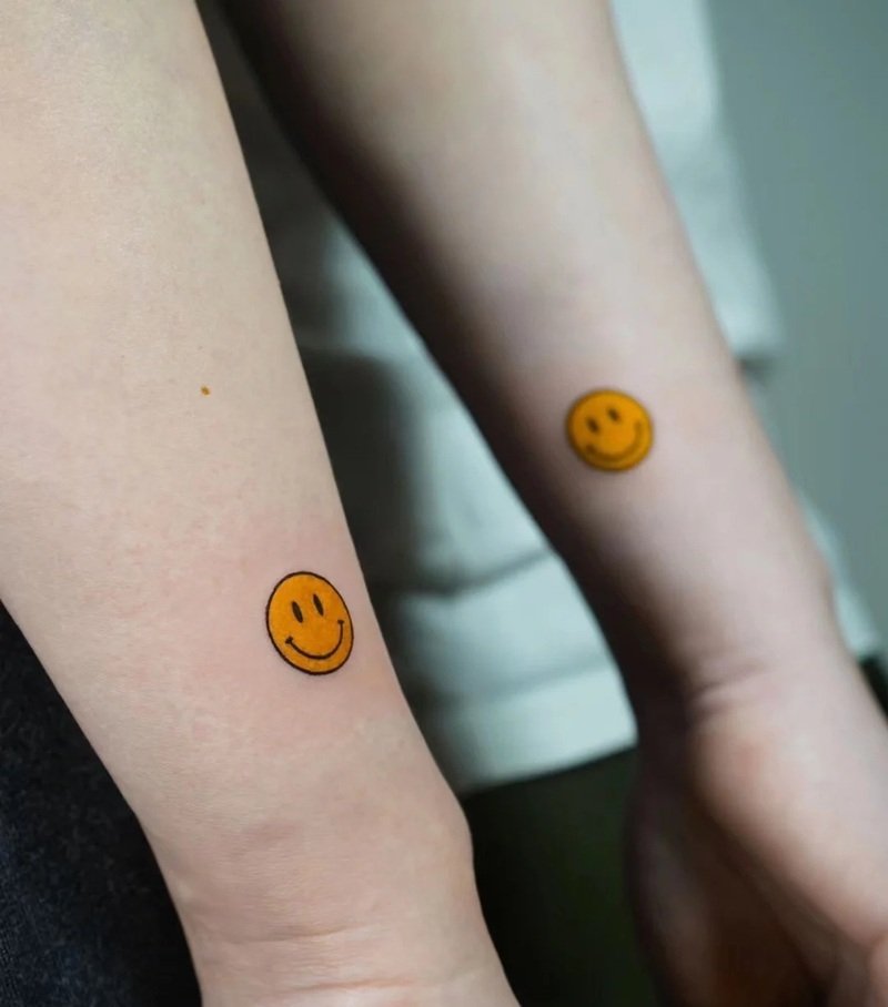 hình xăm mặt cười 41