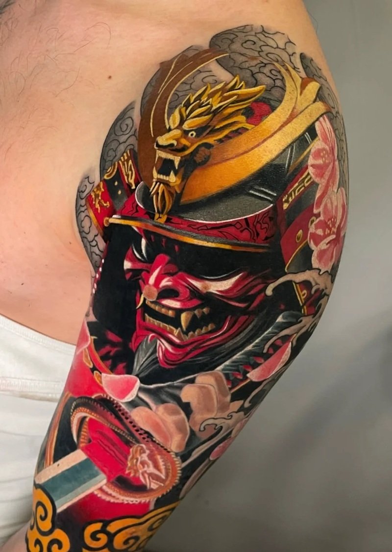 hình xăm mặt quỷ dữ 10