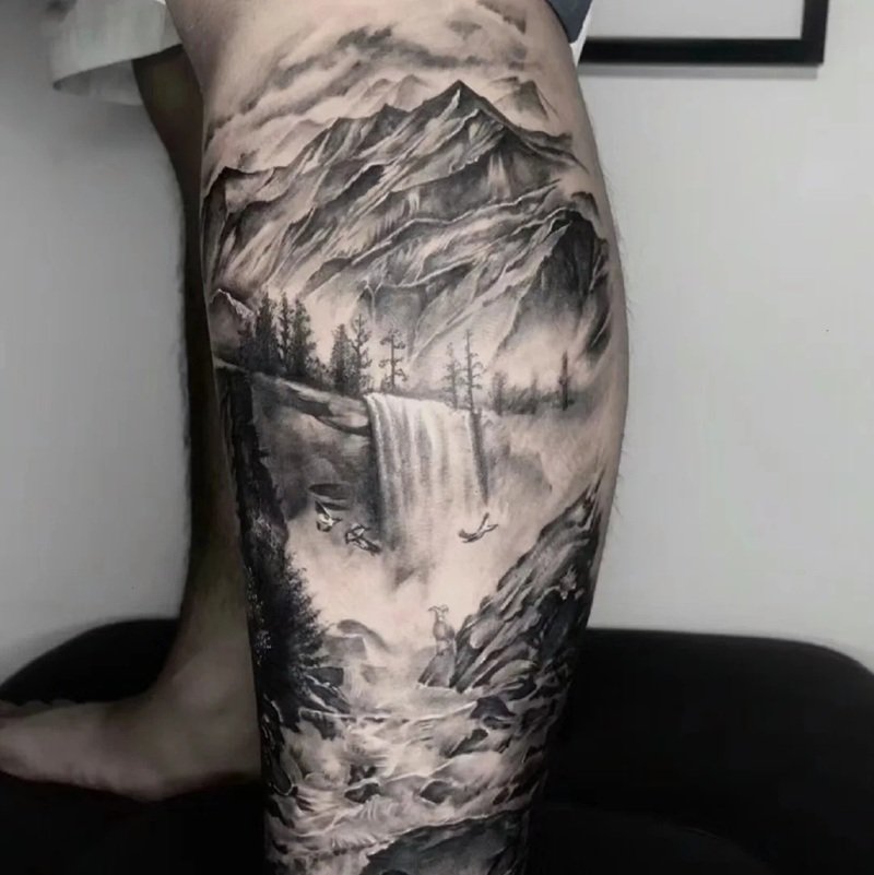 hình xăm mệnh thổ 28