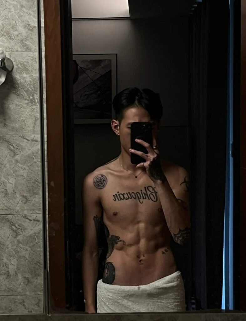 Sưu tầm 99+ hình xăm mini cho nam đơn giản mà cá tính - Hình ảnh bài viết