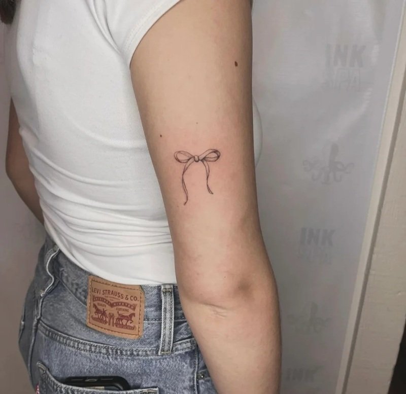 hình xăm nơ mini 8