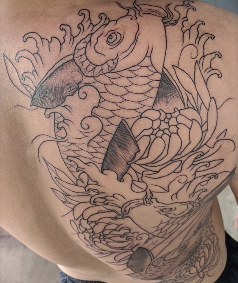 hình xăm nửa lưng 1