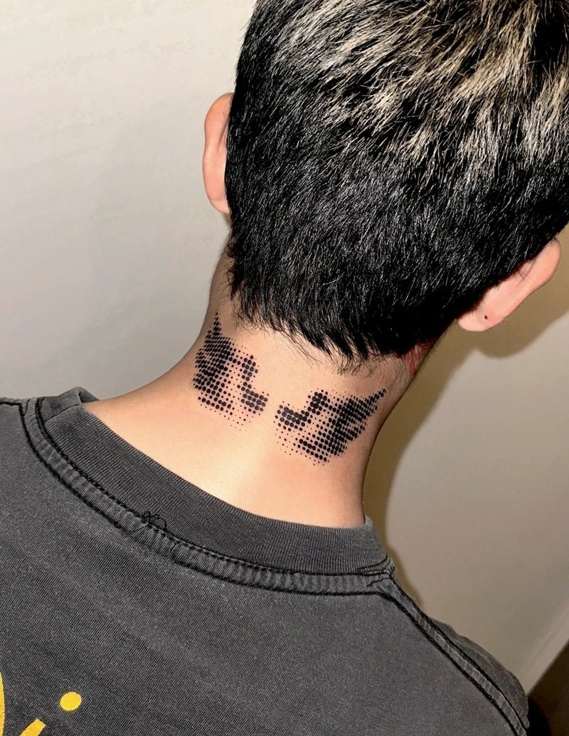 hình xăm ở cổ nam chất 1