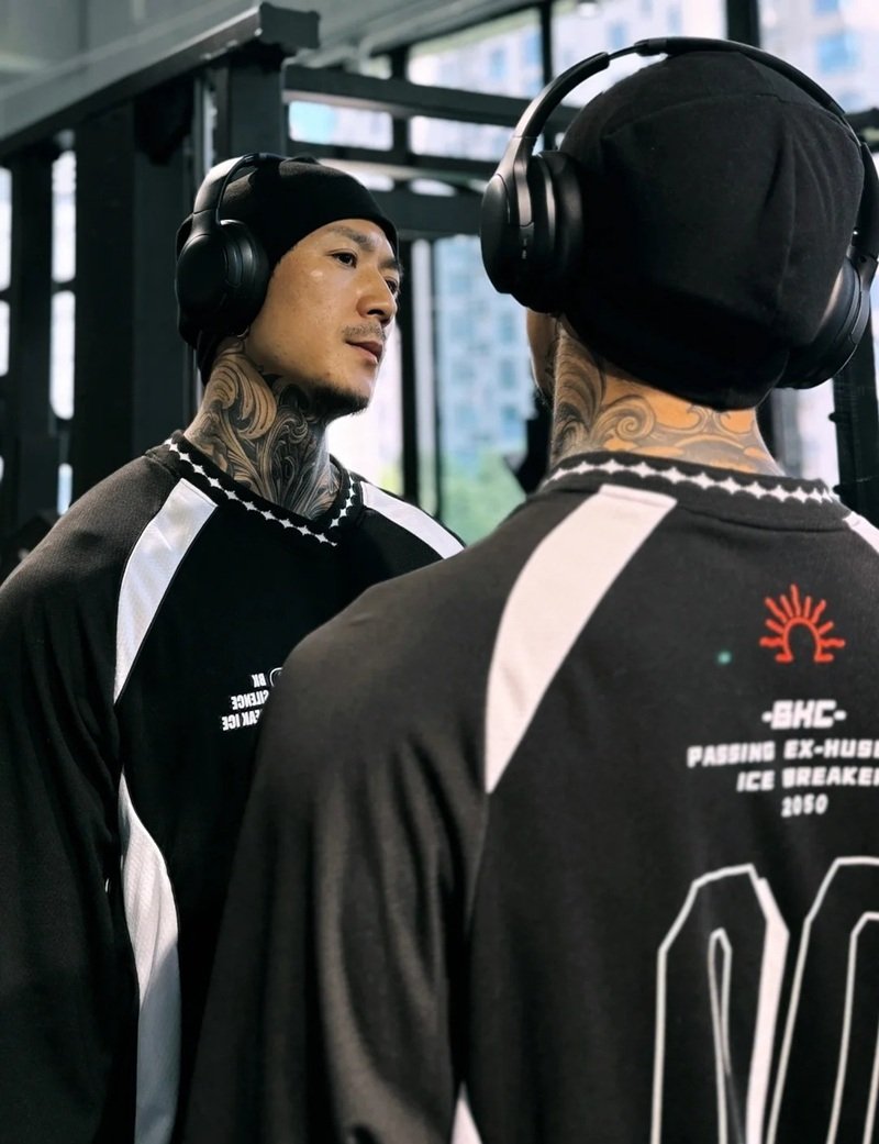 hình xăm ở cổ nam chất 26