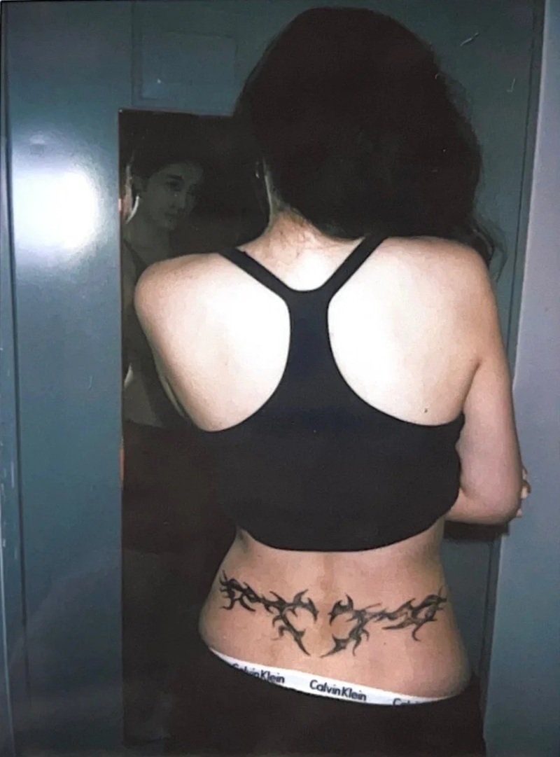 hình xăm succubus 29