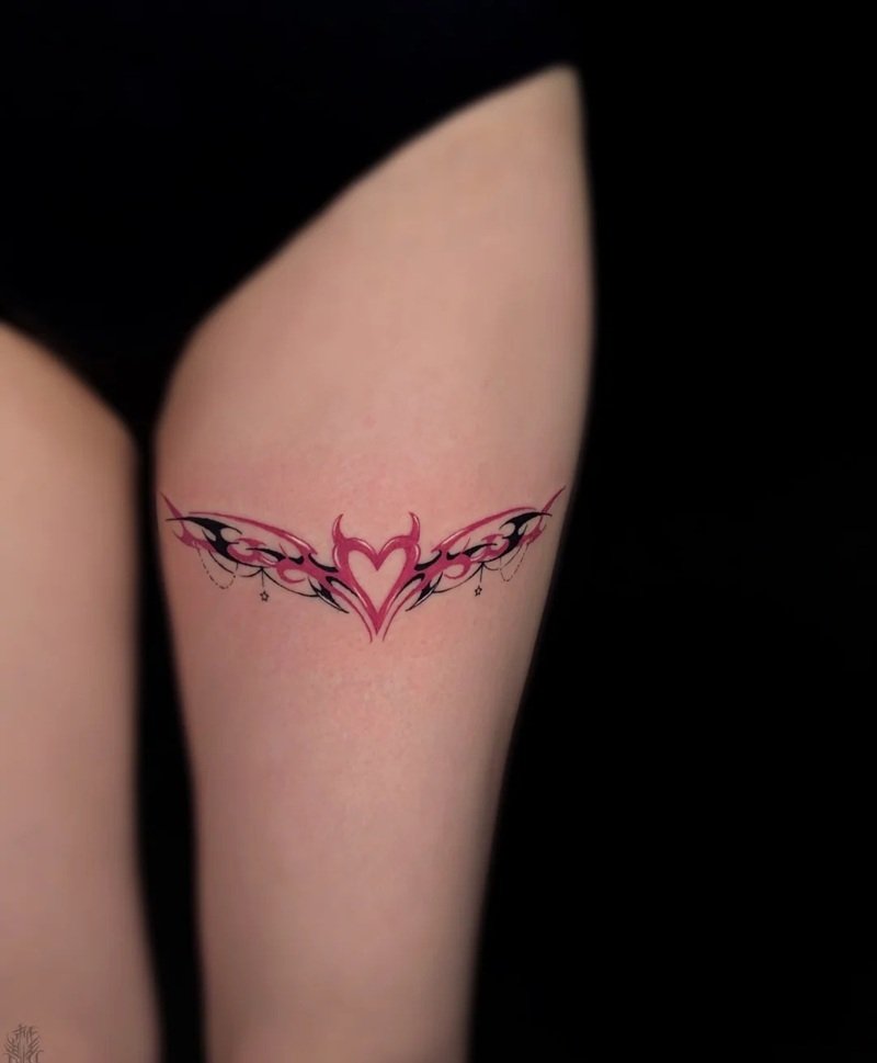 hình xăm succubus nữ