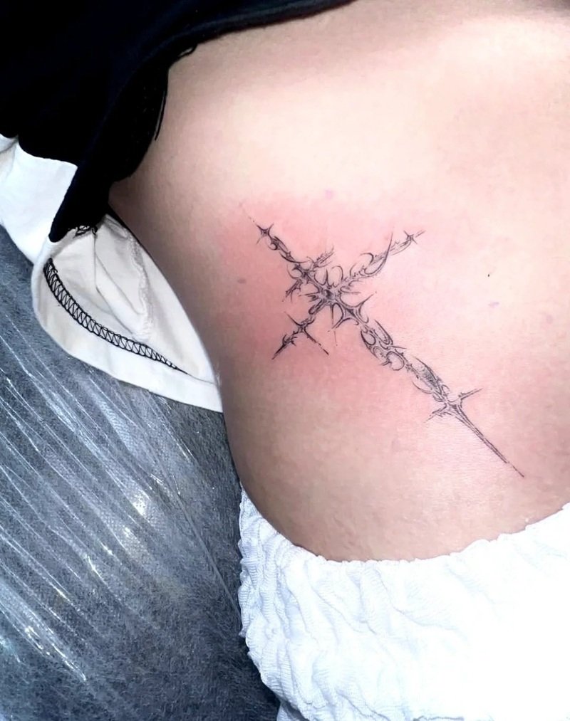 hình xăm thánh giá 4