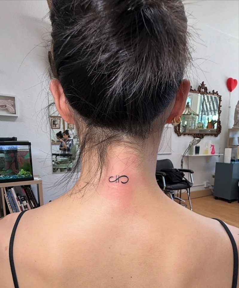 hình xăm vô cực 18